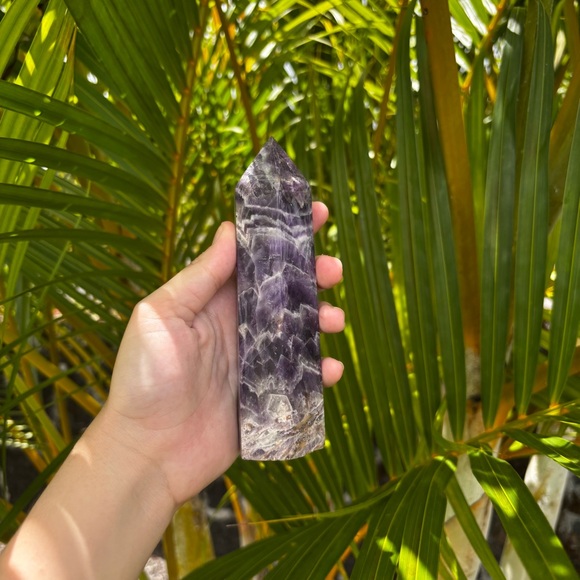 Chevron Amethyst Tower Crystal - Picture 11 of 14